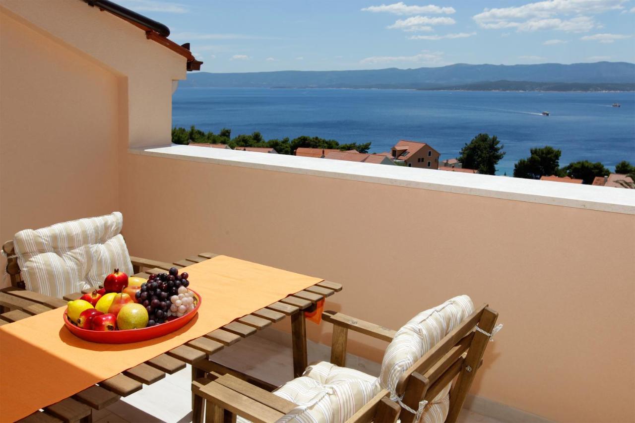 Iris Apartments Bol (Adults Only) Exterior foto